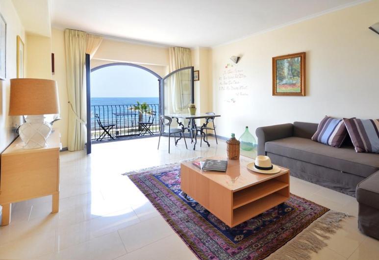 Mar Dei Poeti - Luxury Suites Torre Archirafi Exterior photo